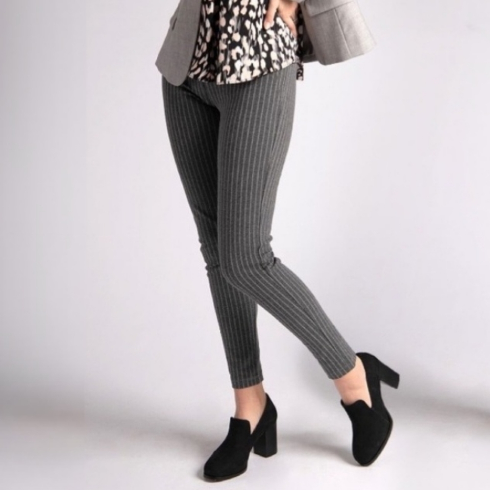 Betabrand Classic Skinny Leg Dress Pant Gray & White Women's Size Small Petite